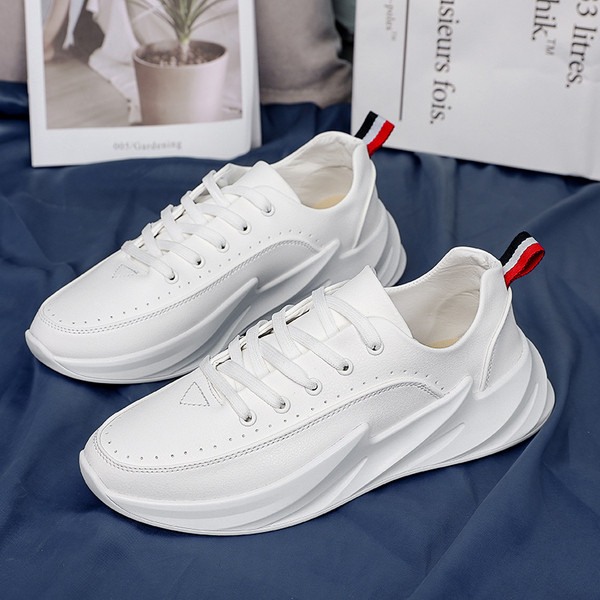 NOUL model de adidasi barbati cu sireturi in trei culori