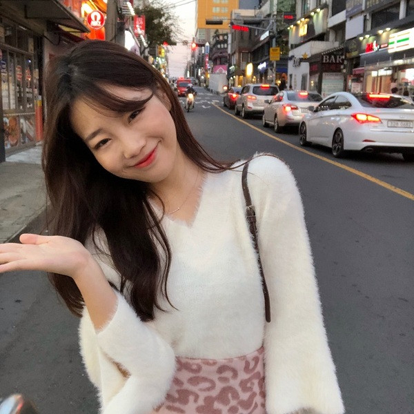 Pulover pufos casual dama cu maneci lungi in doua culori