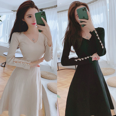 Κομψό γυναικείο φόρεμα  με λαιμόκοψη στο μπεζ και μαύρο χρώμα