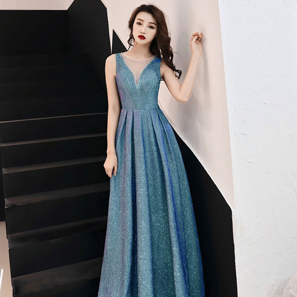 Stílusos női hosszú ruha tüllel és fényes hatással három színben