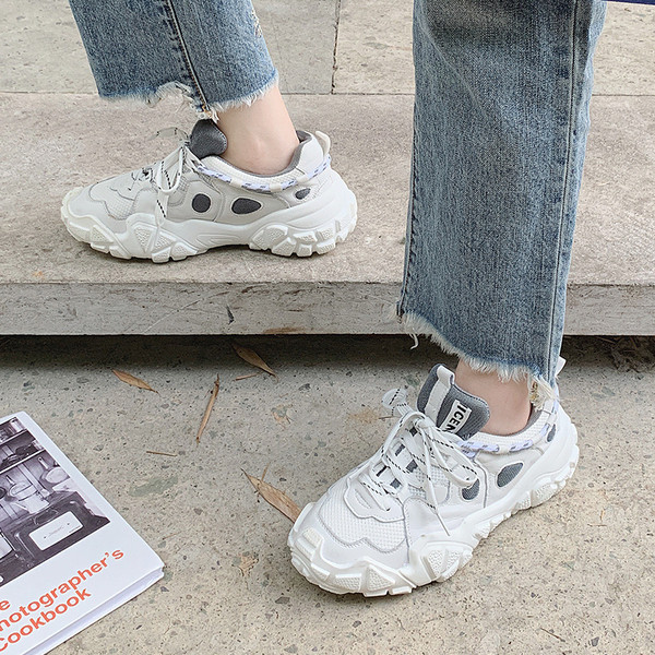 Adidasi moderni de dama cu talpa aspra in mai multe culori