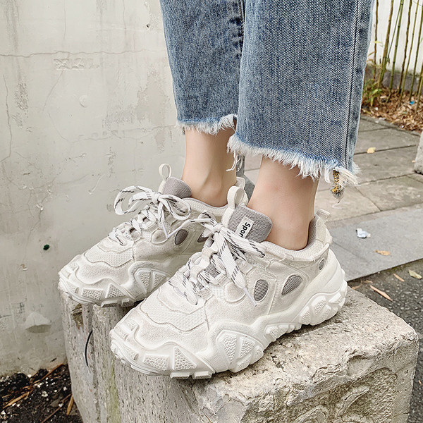 Adidasi moderni de dama cu talpa aspra in mai multe culori