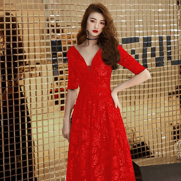 Κομψό γυναικείο φόρεμα με δαντέλα με λαιμόκοψη και 3/4 μανίκια σε τρία χρώματα