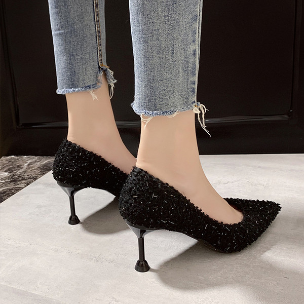 Pantofi de dama eleganti cu toc subtire - model ascutit