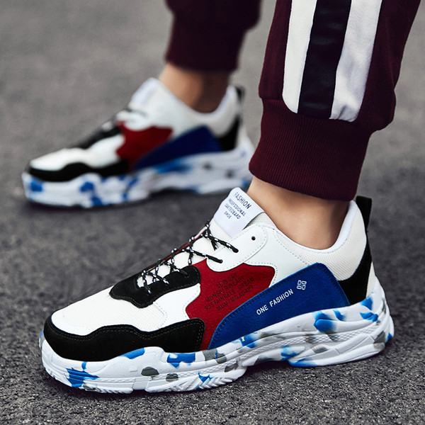 Καθημερινά ανδρικά αθητικά παπούτσια σε μπλε, μοβ και κόκκινο χρώμα