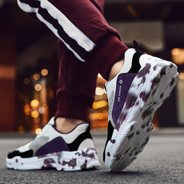 Καθημερινά ανδρικά αθητικά παπούτσια σε μπλε, μοβ και κόκκινο χρώμα