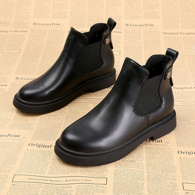 Έκο δερμάτινες  γυναικείες  μπότες με ίσια σόλα σε μαύρο χρώμα