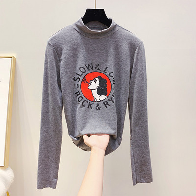 Bluză de damă modernă cu aplicație în mai multe culori