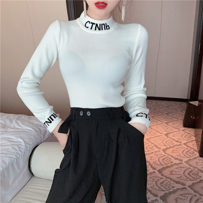 Γυναικεία σλιμ μπλούζα με δαντέλα - δύο χρώματα