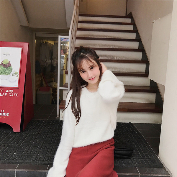 Γυναικείο καθημερινό φούτερ με ωοειδές ντεκολτέ στο κόκκινο και λευκό χρώμα