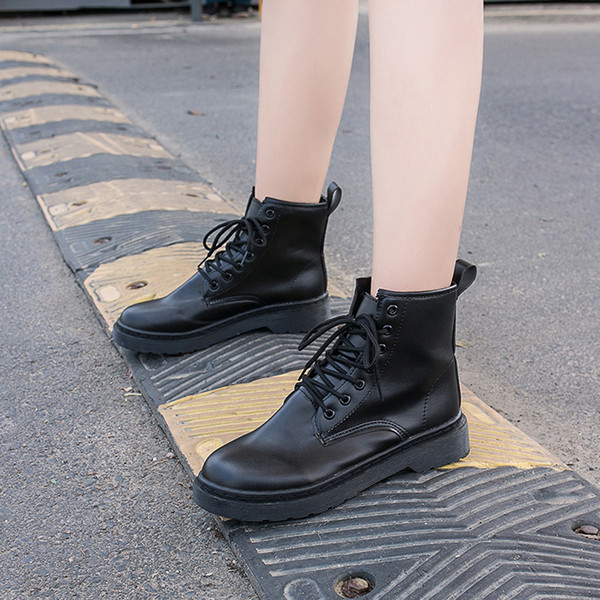 Cizme de dama din piele cu talpa plata de culoare neagra