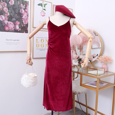 Μοντέρνο γυναικείο φόρεμα  βελούδο, κόκκινο και μαύρο χρώμα