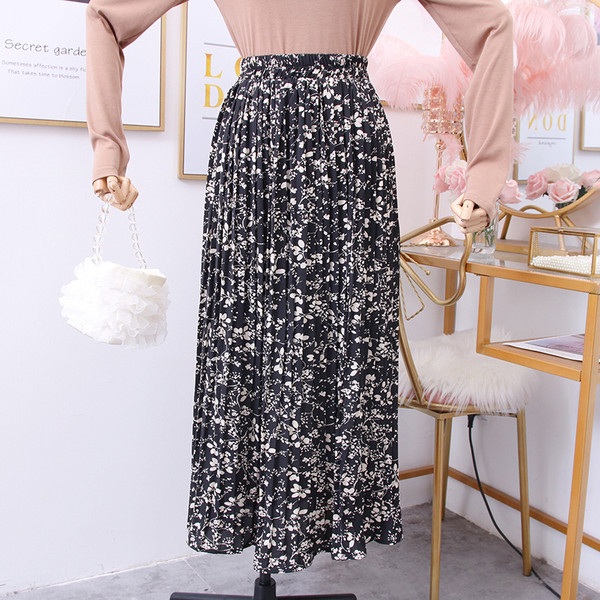 Modern női rakott szoknya mintával - többféle színben