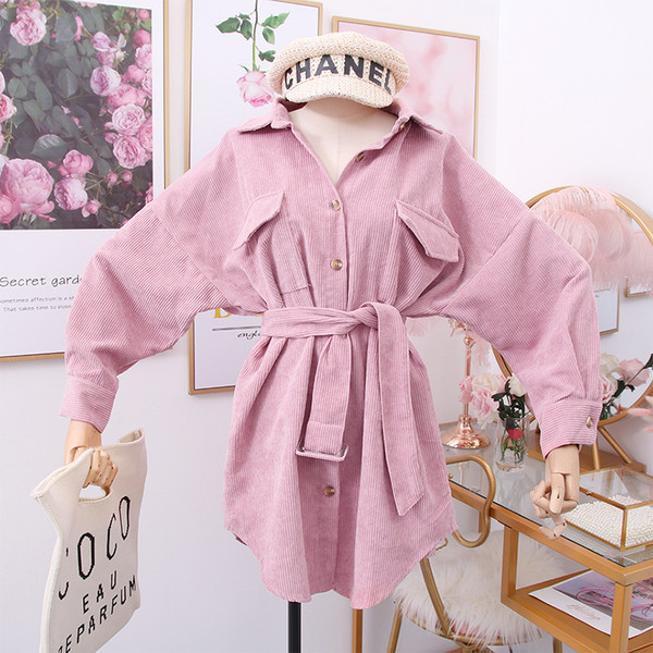 Modern női ing övvel és zsebekkel több színben