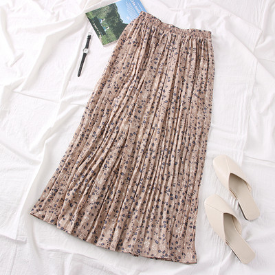 Fusta de dama actuala cu model - model croiat in mai multe culori