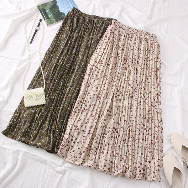 Fusta de dama actuala cu model - model croiat in mai multe culori