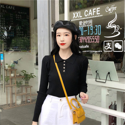 Pulover de dama actual cu guler clasic si nasturi in negru si bej