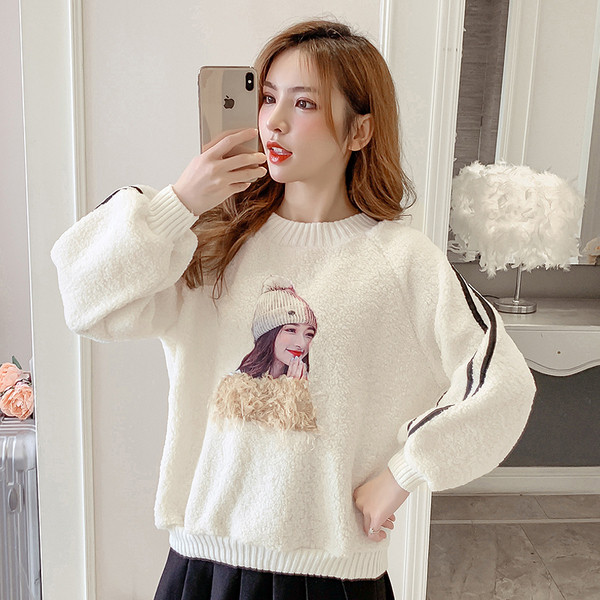 Bluză de damă modernă cu decolteu O în verde și alb