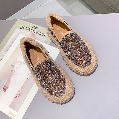 Νέο μοντέλο γυναικεία παπούτσια με  λαμπερό αποτέλεσμα σε τρία χρώματα