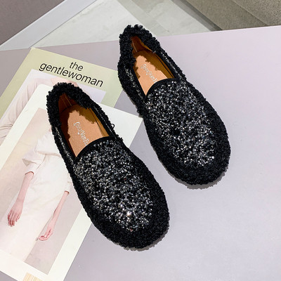 Νέο μοντέλο γυναικεία παπούτσια με  λαμπερό αποτέλεσμα σε τρία χρώματα