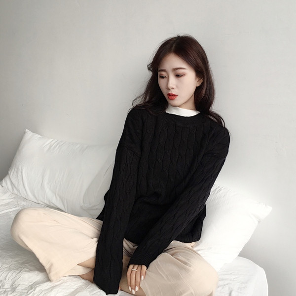 Γυναικείο πουλόβερ  σε διάφορα χρώματα - κλασικό μοντέλο