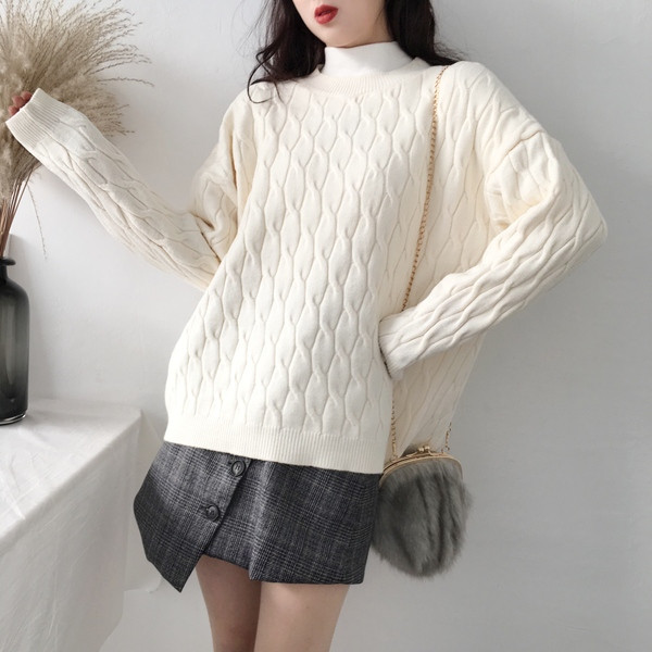 Γυναικείο πουλόβερ  σε διάφορα χρώματα - κλασικό μοντέλο