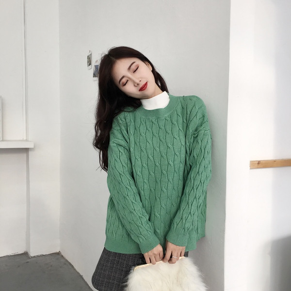 Γυναικείο πουλόβερ  σε διάφορα χρώματα - κλασικό μοντέλο