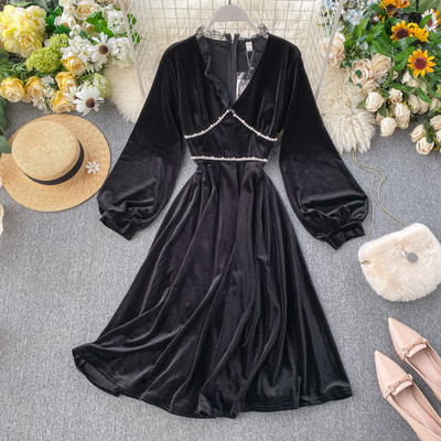 Rochie de damă elegantă din catifea în negru