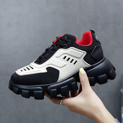 Νέο μοντέλο μοντέρνα γυναικεία αθλητικά παπούτσια σε τρία χρώματα