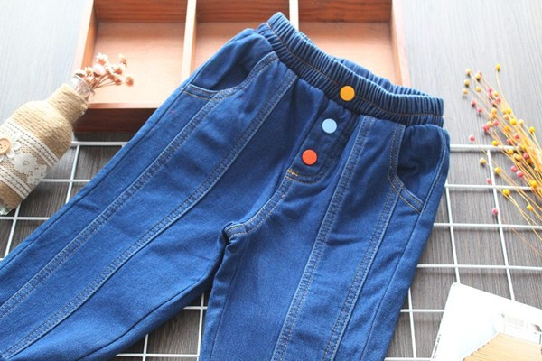 Alkalmi gyerekfarmer színes kék gombokkal lányoknak