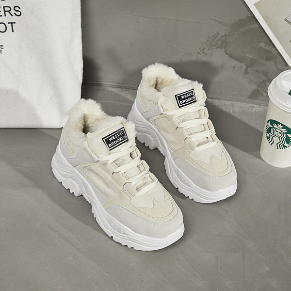 Női alkalmi tornacipő puha béléssel és fűzővel több színben