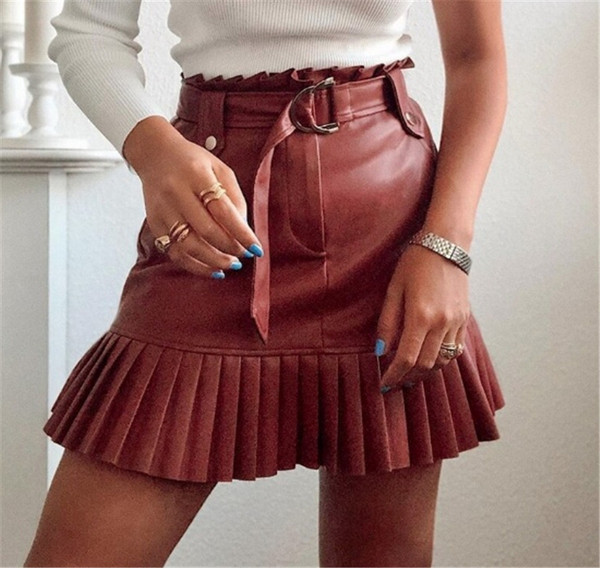 Γυναικεία καθημερινή φούστα με έκο δέρμα σε μπορντό και μαύρο χρώμα με  ζώνη