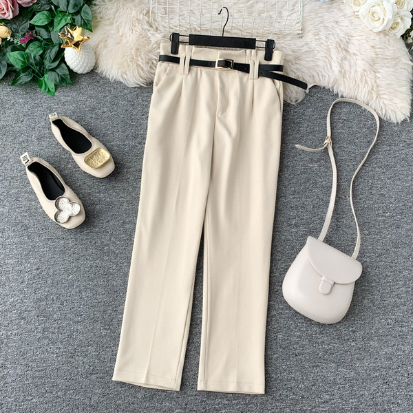 Модерен дамски панталон с колан в три цвята