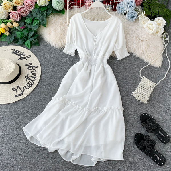 Modern női ruha rövid ujjú piros és fehér színben