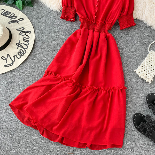 Modern női ruha rövid ujjú piros és fehér színben