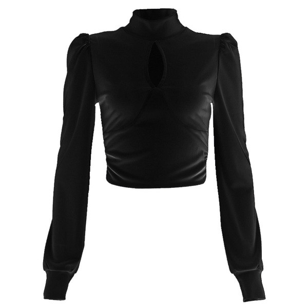 Μοντέρνα γυναικεία  μπλούζα με κομμένα κομμάτια και κολάρο  σε λευκό και μαύρο χρώμα