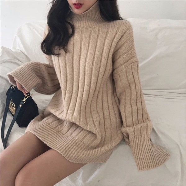 Pulover lung și gros cu guler înalt în două culori