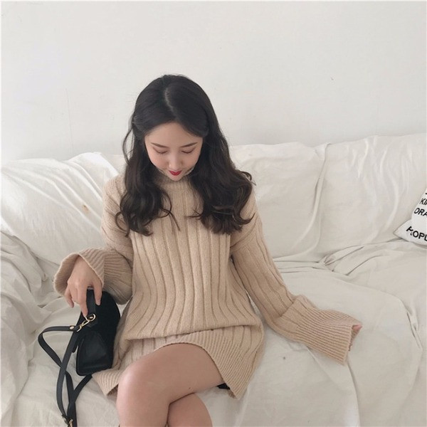 Pulover lung și gros cu guler înalt în două culori