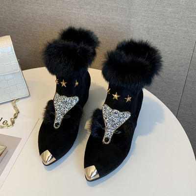 Modern női csizma hegyes modell, fekete és szürke pehelyszínnel