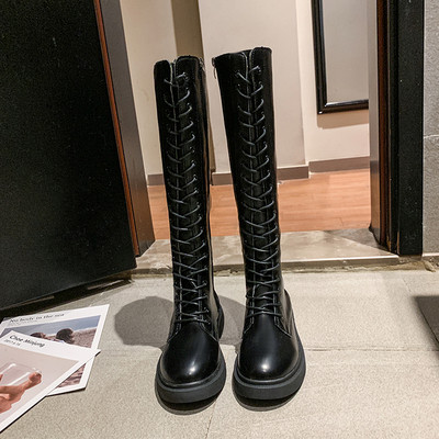 Cizme de dama din piele cu sireturi si talpa plata de culoare neagra