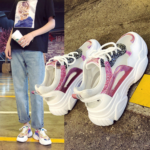 Γυναικεία αθλητικά πάνινα παπούτσια με μια σκληρή σόλα σε διάφορα χρώματα