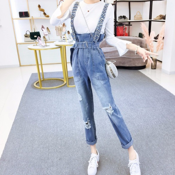 Salopeta moderna din denim cu centura si bretele cu decor - pietre