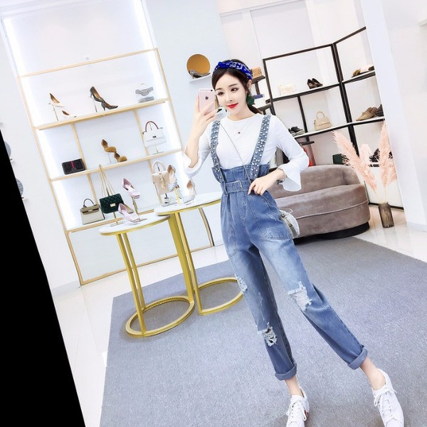 Salopeta moderna din denim cu centura si bretele cu decor - pietre