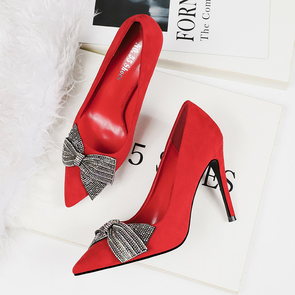 Κομψά γυναικεία παπούτσια με πέτρες και κορδέλα σε τέσσερα χρώματα