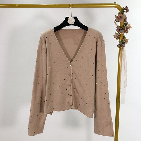 Vesta de dama scurta si lata cu elemente metalice in mai multe culori