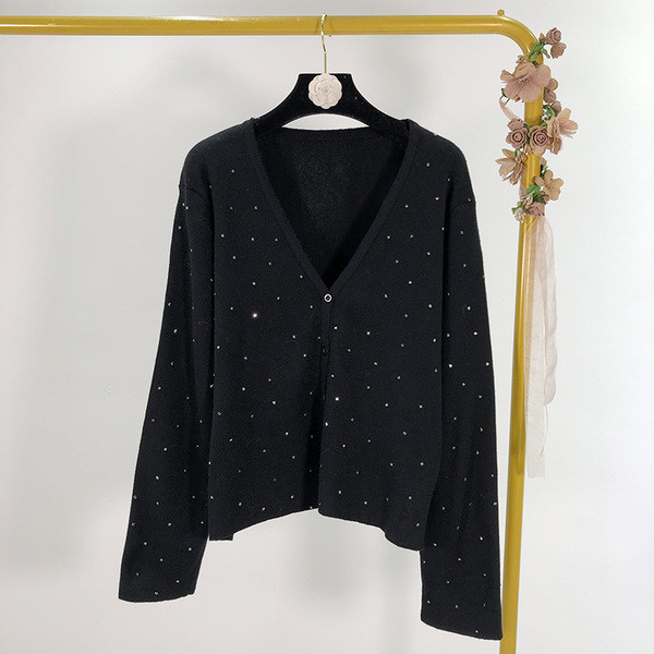 Vesta de dama scurta si lata cu elemente metalice in mai multe culori