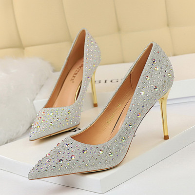 Női köves cipő, magassarkú több színben