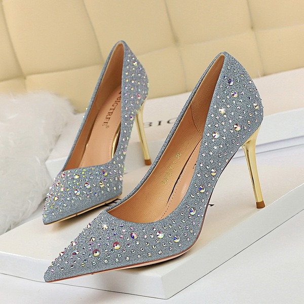 Női köves cipő, magassarkú több színben