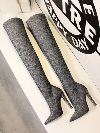 Κομψές γυναικείες μπότες με λεπτό τακούνι  και φερμουάρ σε διάφορα χρώματα