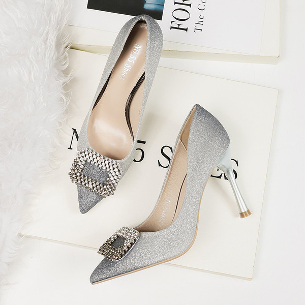 Pantofi moderni de dama cu toc cu pietre si efect stralucitor in mai multe culori